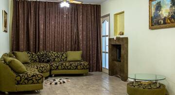 Фото номера Семейный люкс с балконом Гостиница Guest House Voyage г. Утес 4